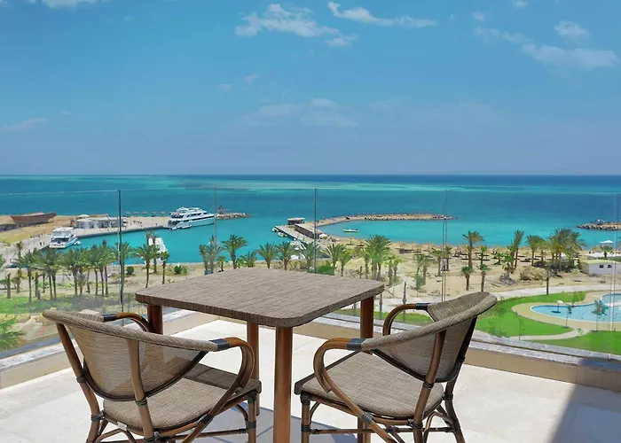 هيلتون بلازا 5*