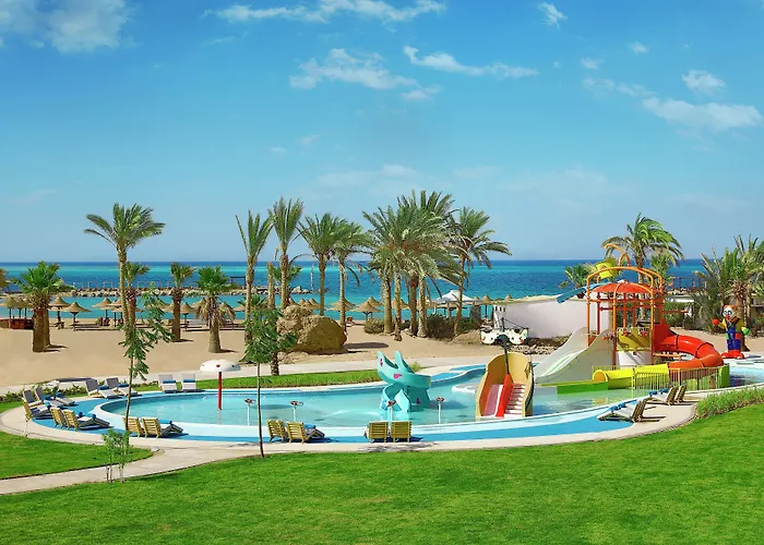 هيلتون بلازا منتجع 5*
